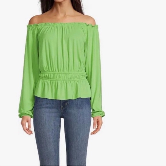 Ralph Lauren Tops - Ralph Lauren apple green top with elastic waist size M